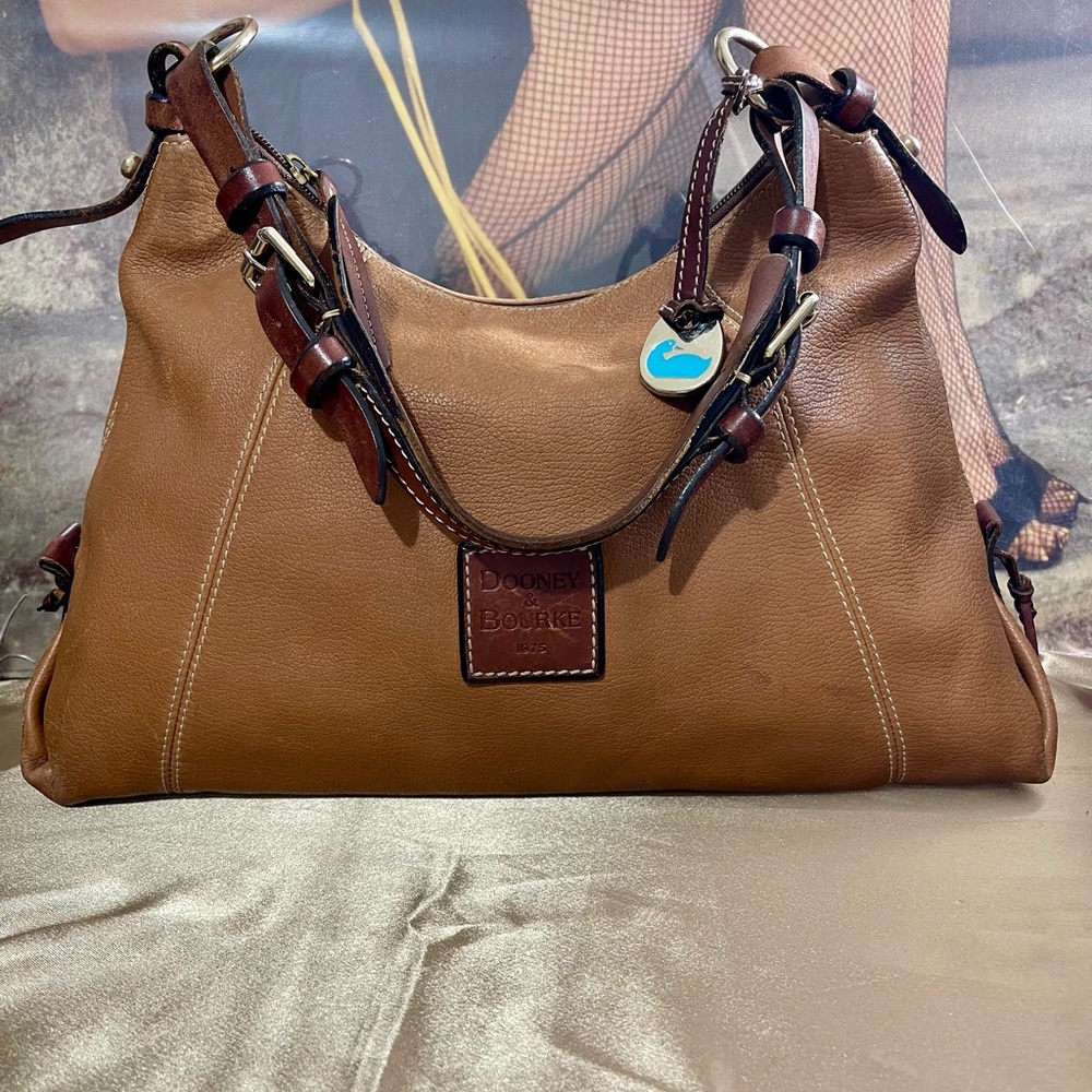 Vintage Dooney & Bourke Leather Large Tote Shoulder Handbag Camel Color
